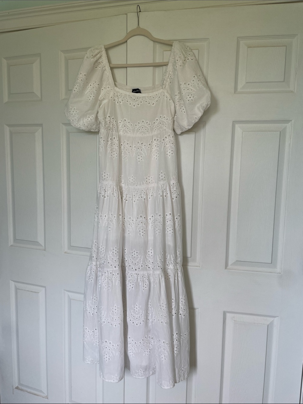 White Eyelet Maxi Dress with Puff Sleeves S